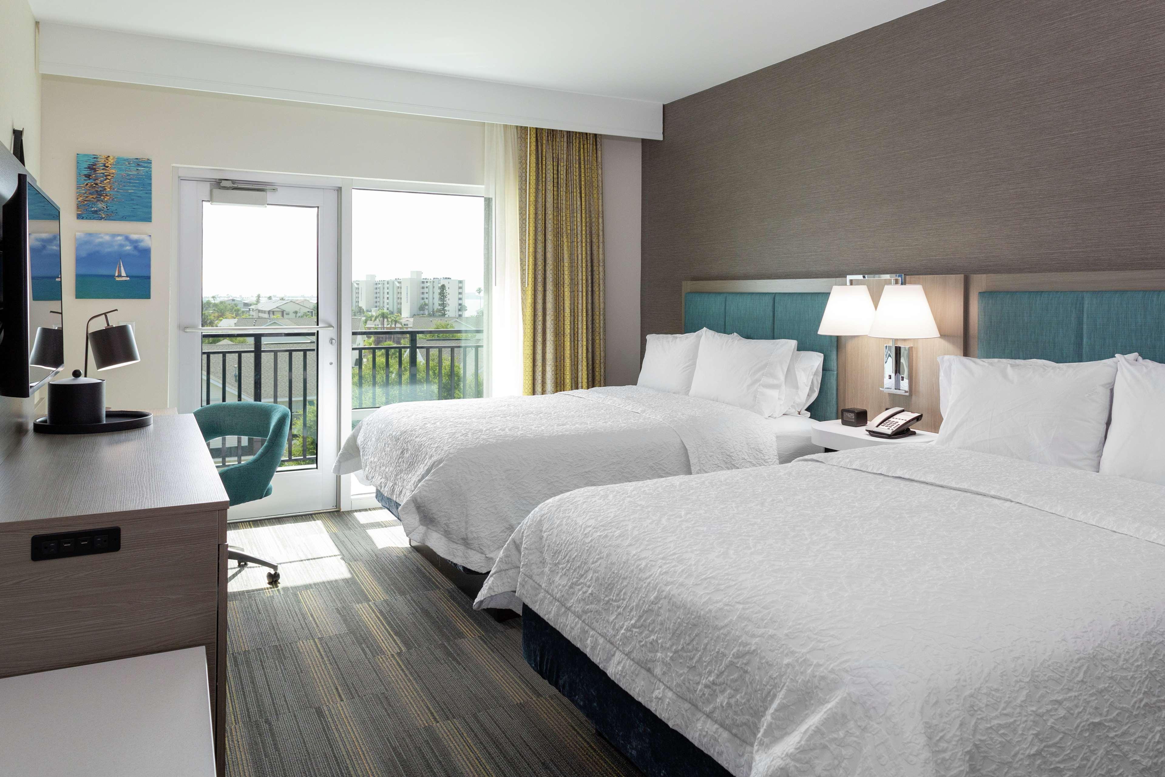Hampton Inn Dunedin, Fl Exterior photo