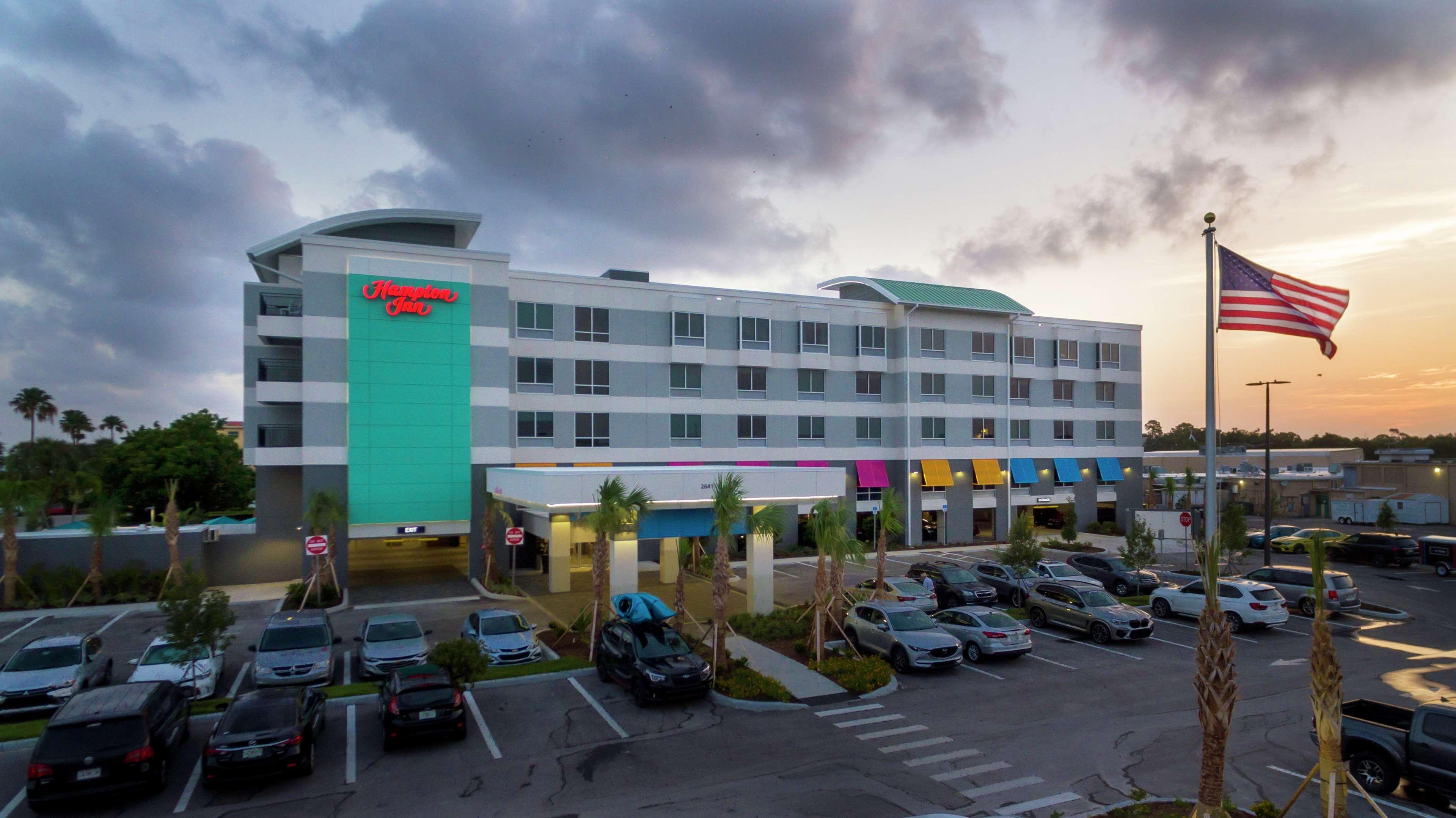 Hampton Inn Dunedin, Fl Exterior photo