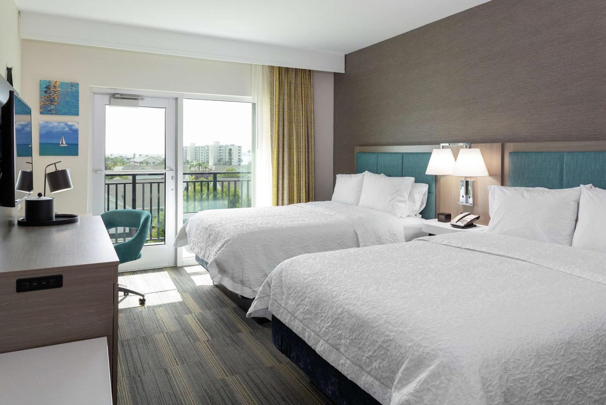 Hampton Inn Dunedin, Fl Exterior photo